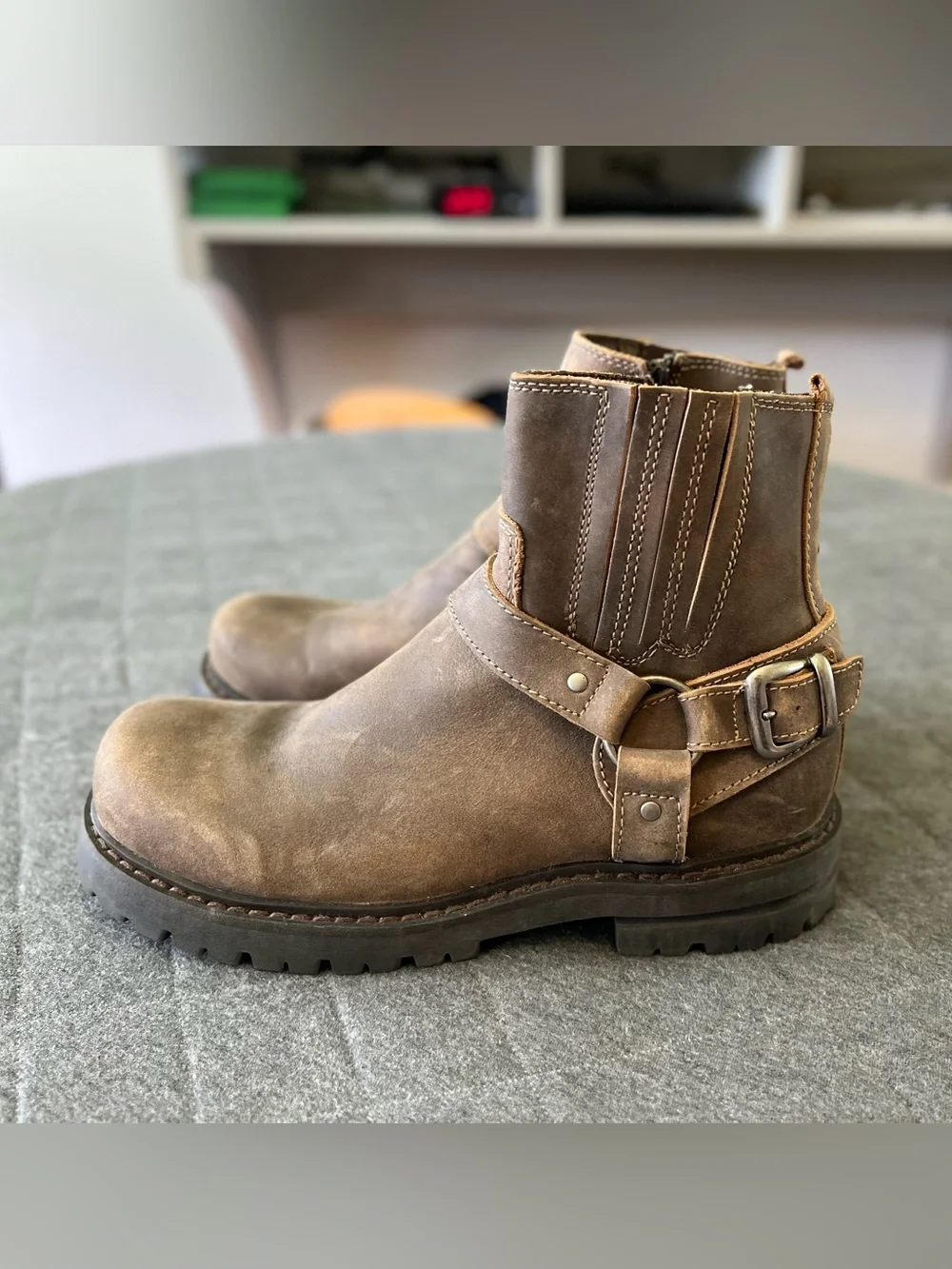 BED STU Men’s Sz 10.5 Brown Leather Harness Boots Orig $399 Excellent Condition